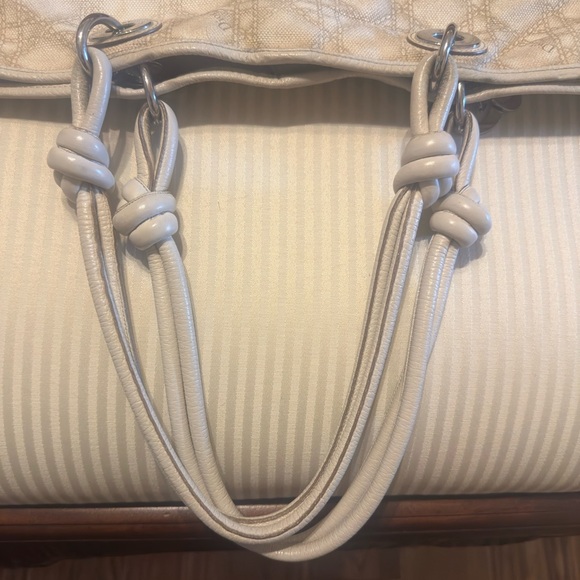 Christian Dior Cannage Cherie Large Tote - Picture 4 of 16